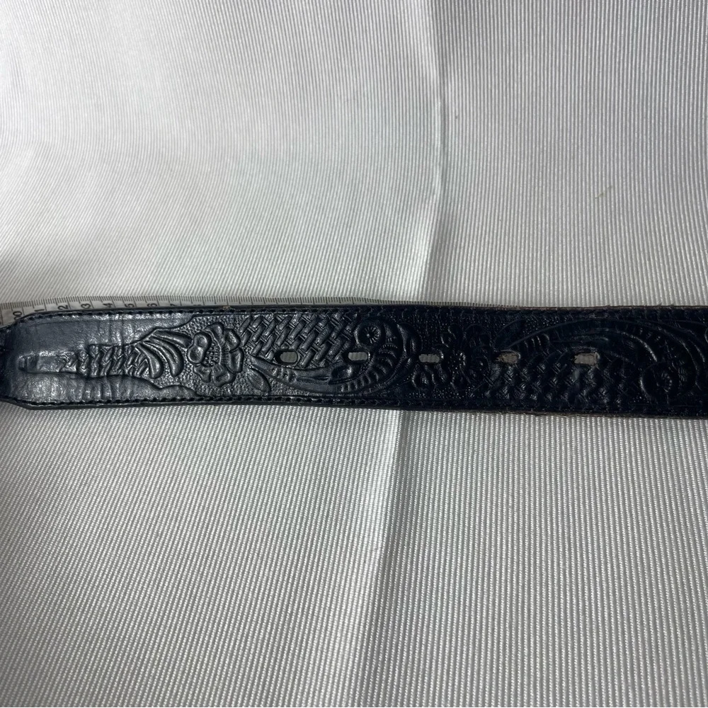 Silver Western Concho Cowboy Belt Black Tooled
Braided Leather Sz 44 - Picture 8 of 14